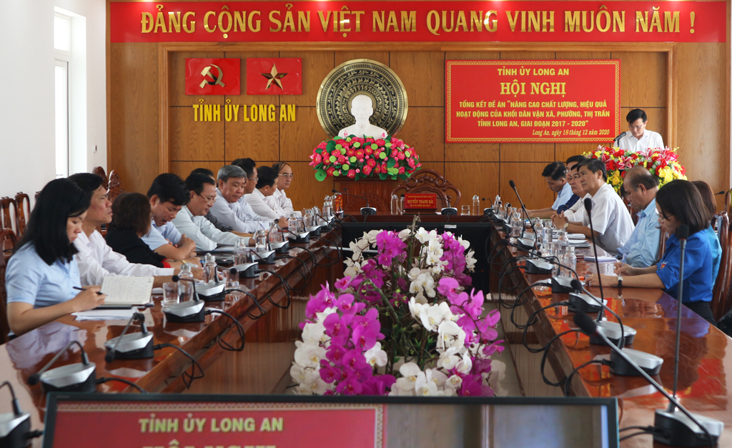 Conference at the Provincial Party Committee end-point bridge 