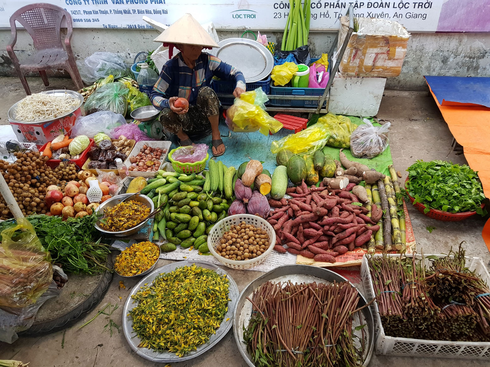 Những sản vật được đưa đi khắp nơi tiêu thụ từ chợ truyền thống đến cả các nhà hàng ở khu vực đô thị