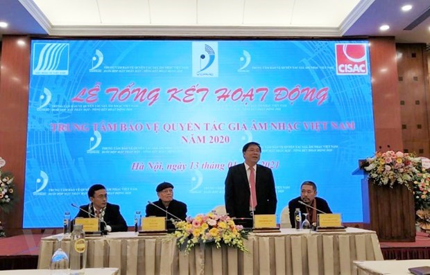 Collection of music copyright fees growing Dinh Trung Can, Director of the Vietnam Centre for the Protection of Music Copyright, speaks at a meeting on January 13. (Photo: VNA)
