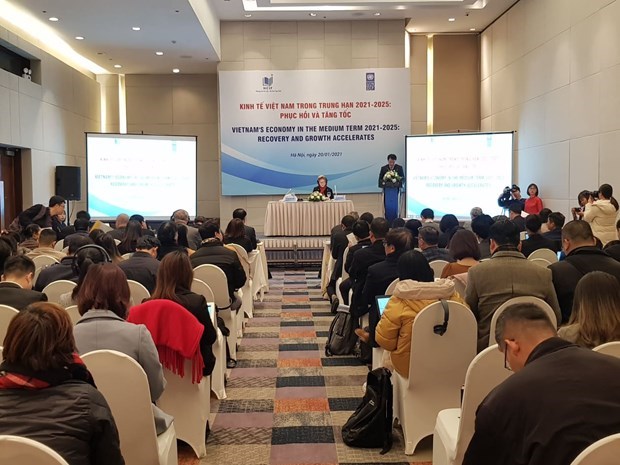 2021 GDP growth may reach 6.72 percent in best-case scenario: Conference An overview of the conference (Photo: VNA)