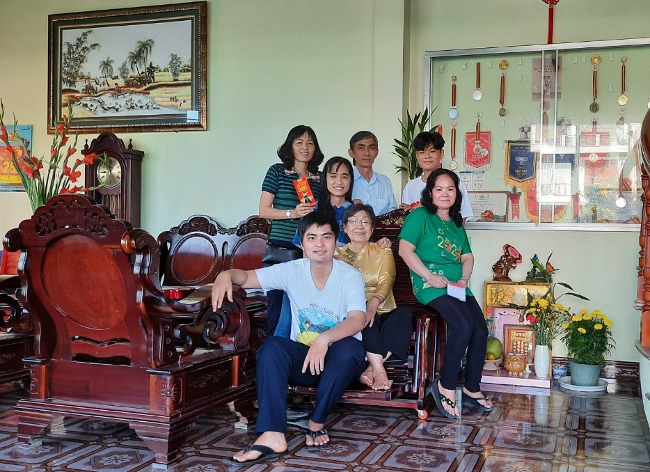 Tết ấm áp trong từng mái nhà