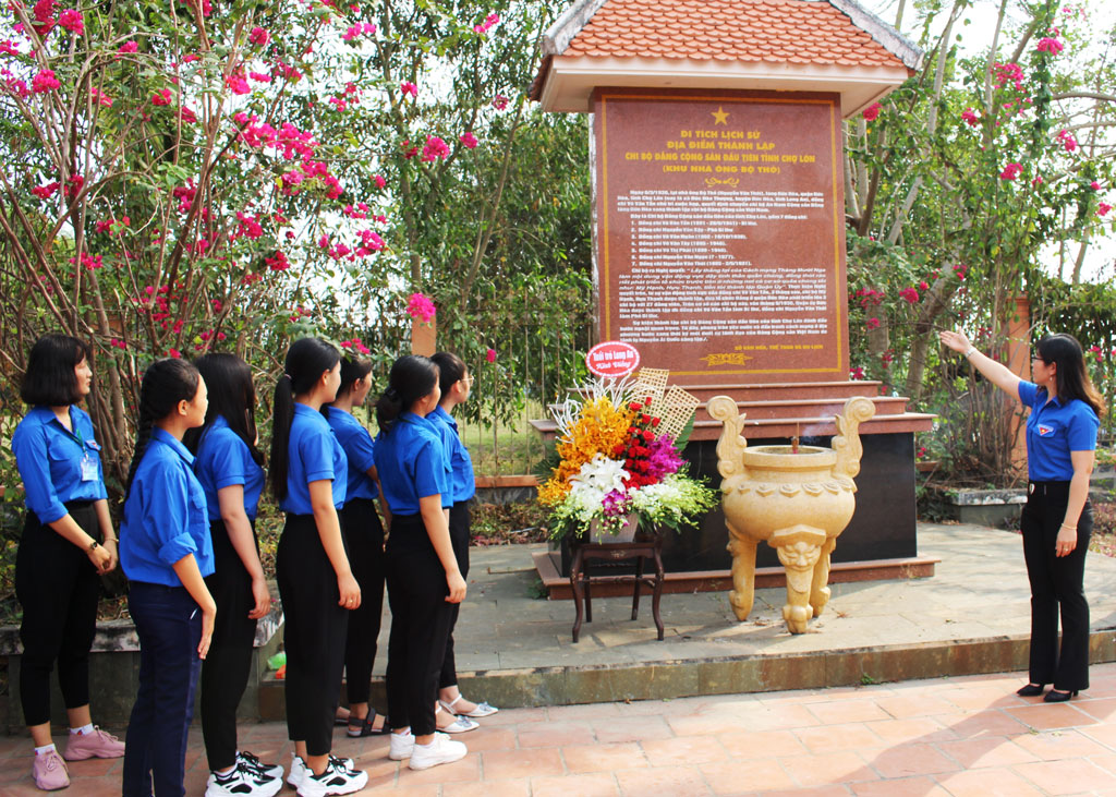 Mốc son lịch sử của Đảng bộ tỉnh Long An