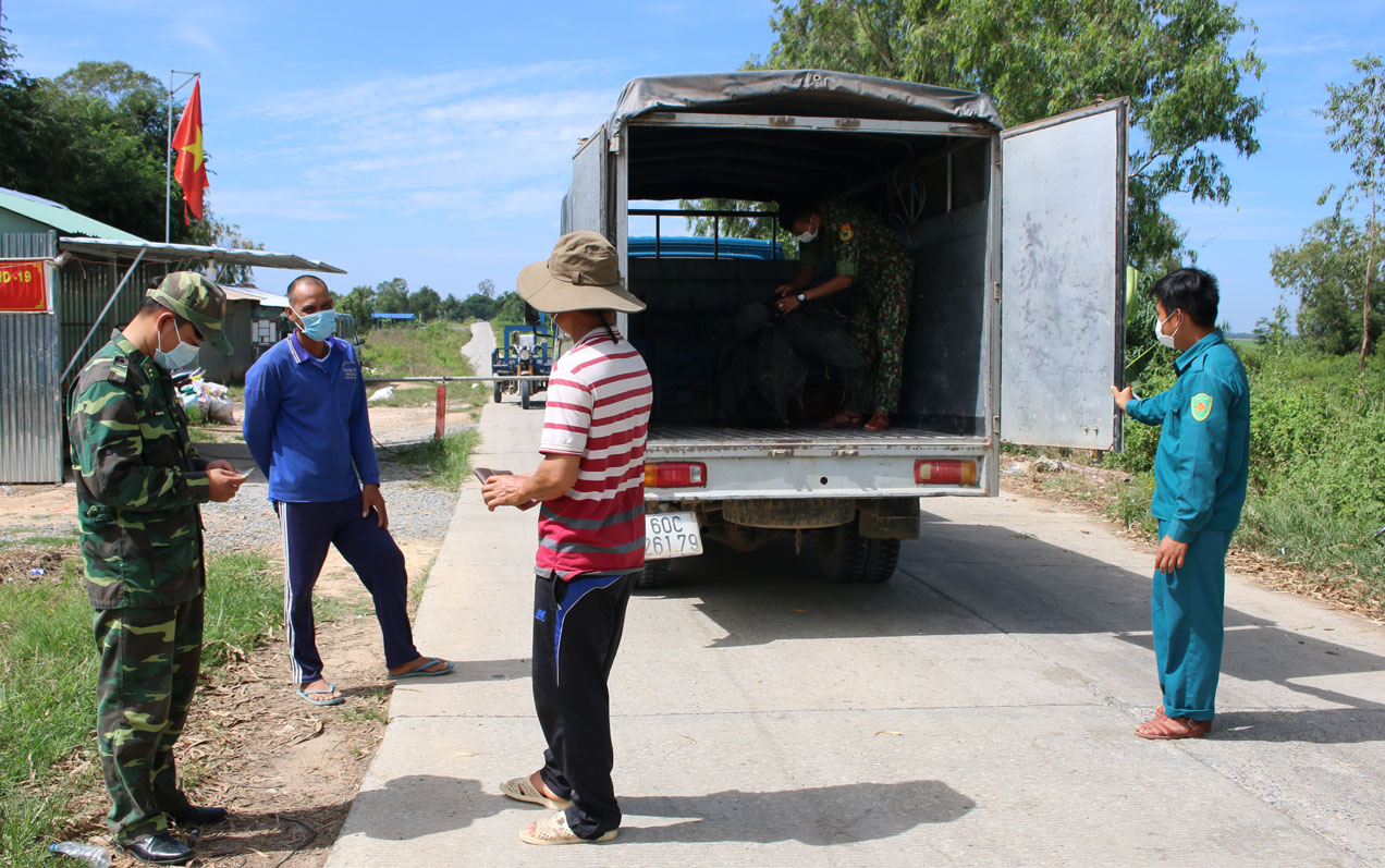 Tuần tra, kiểm soát ngăn chặn tình trạng xuất, nhập cảnh trái phép