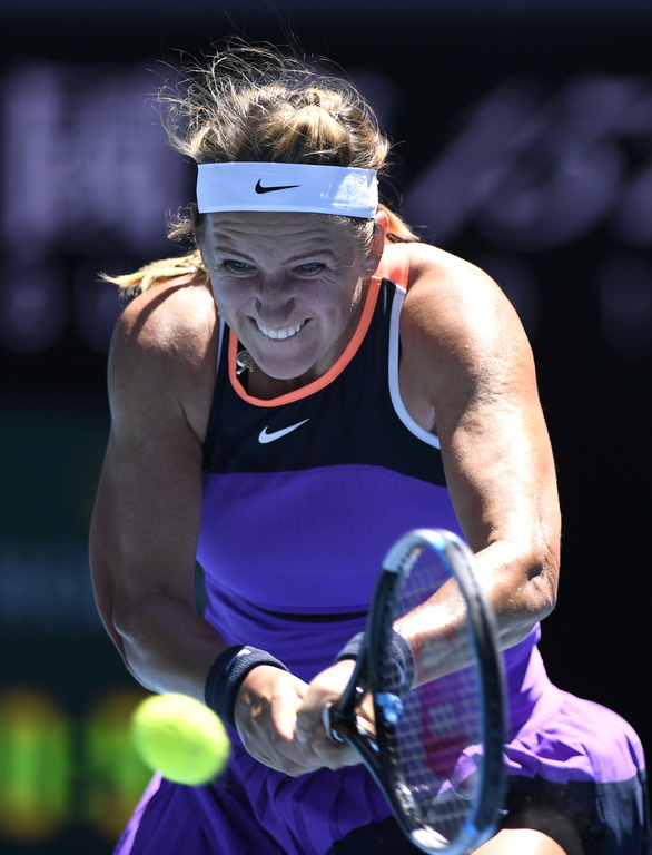 Azarenka khó chịu khi được hỏi lý do khó thở lúc đang thi đấu