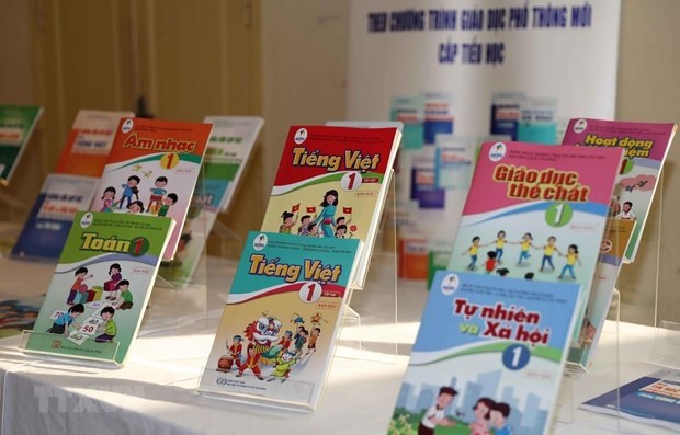 Top 10 outstanding events in Vietnam in 2020 Some of new textbooks for first graders (Photo: VNA)