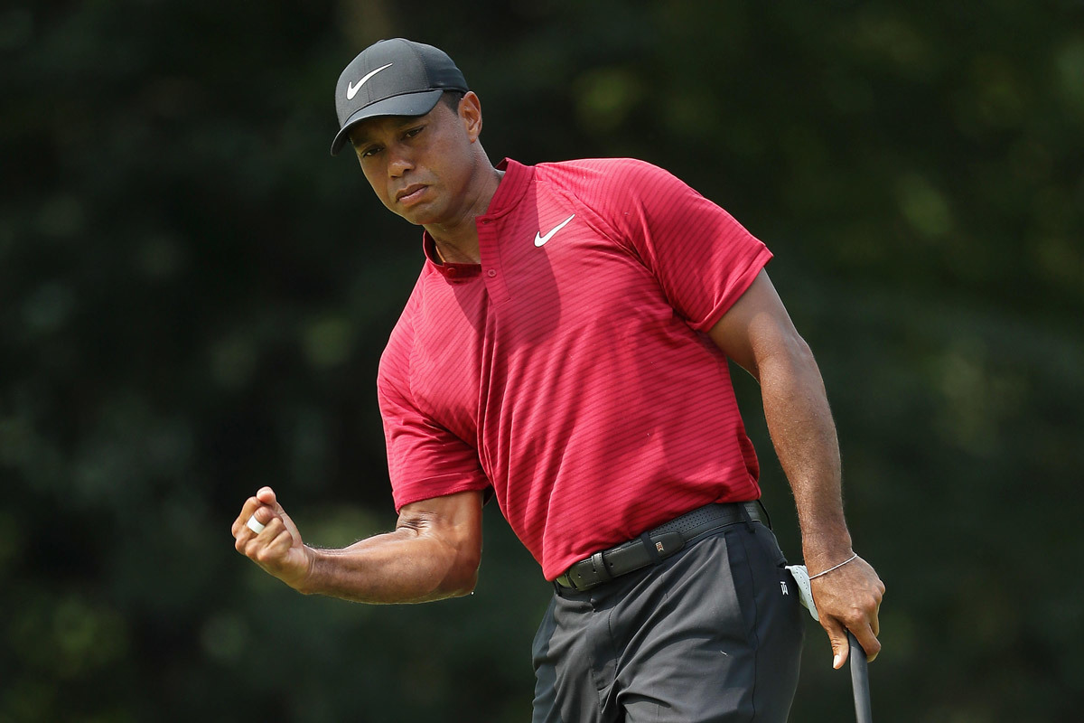 Tiger Woods kiếm tiền giỏi nhất giới golf