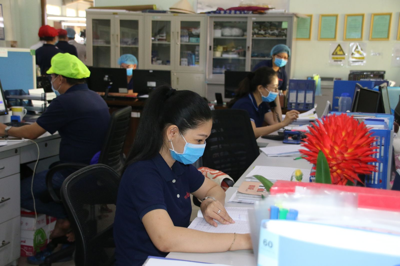 Doanh nghiệp vừa phòng dịch, vừa phát triển sản xuất, kinh doanh