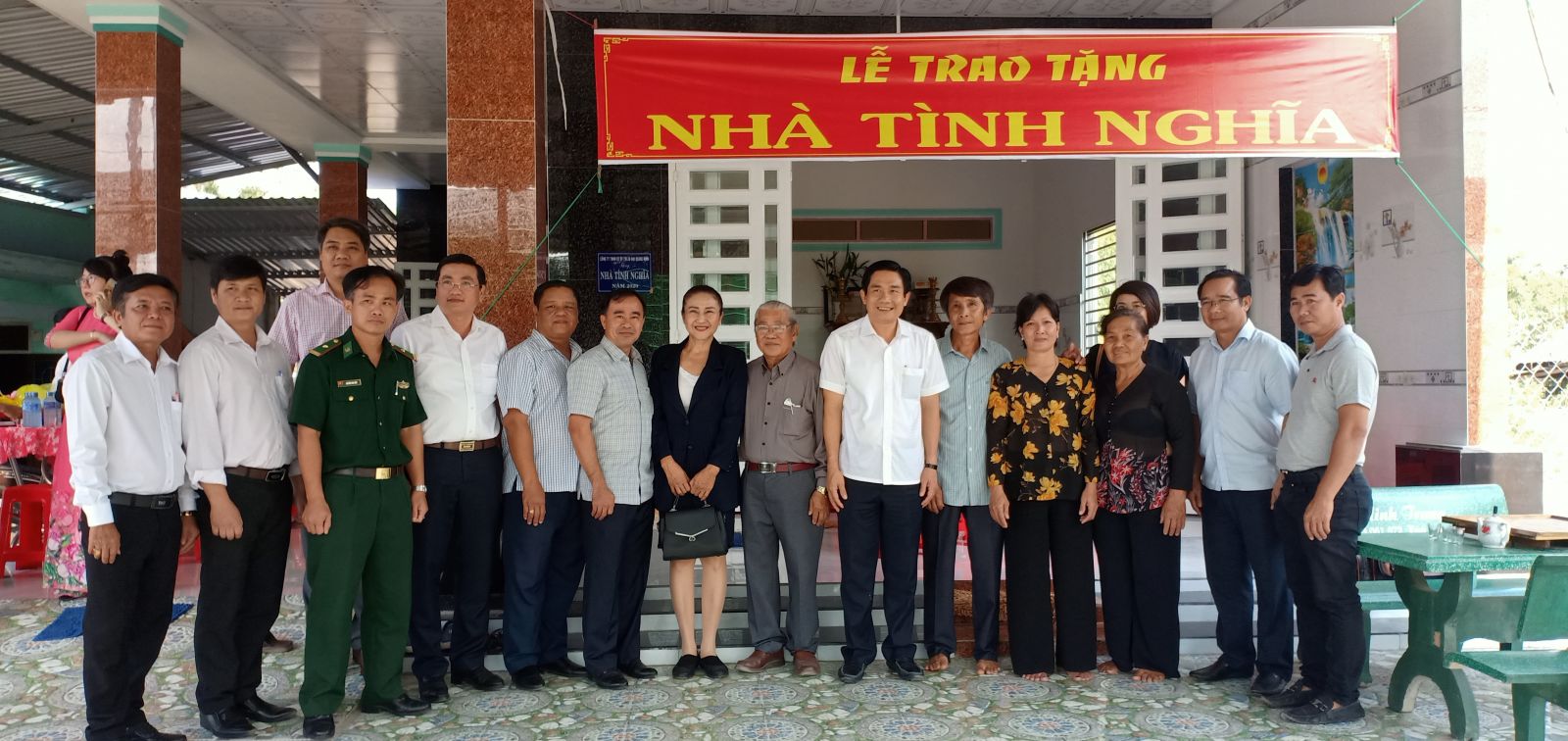 Đức Huệ: Khánh thành cầu nông thôn và trao nhà tình nghĩa