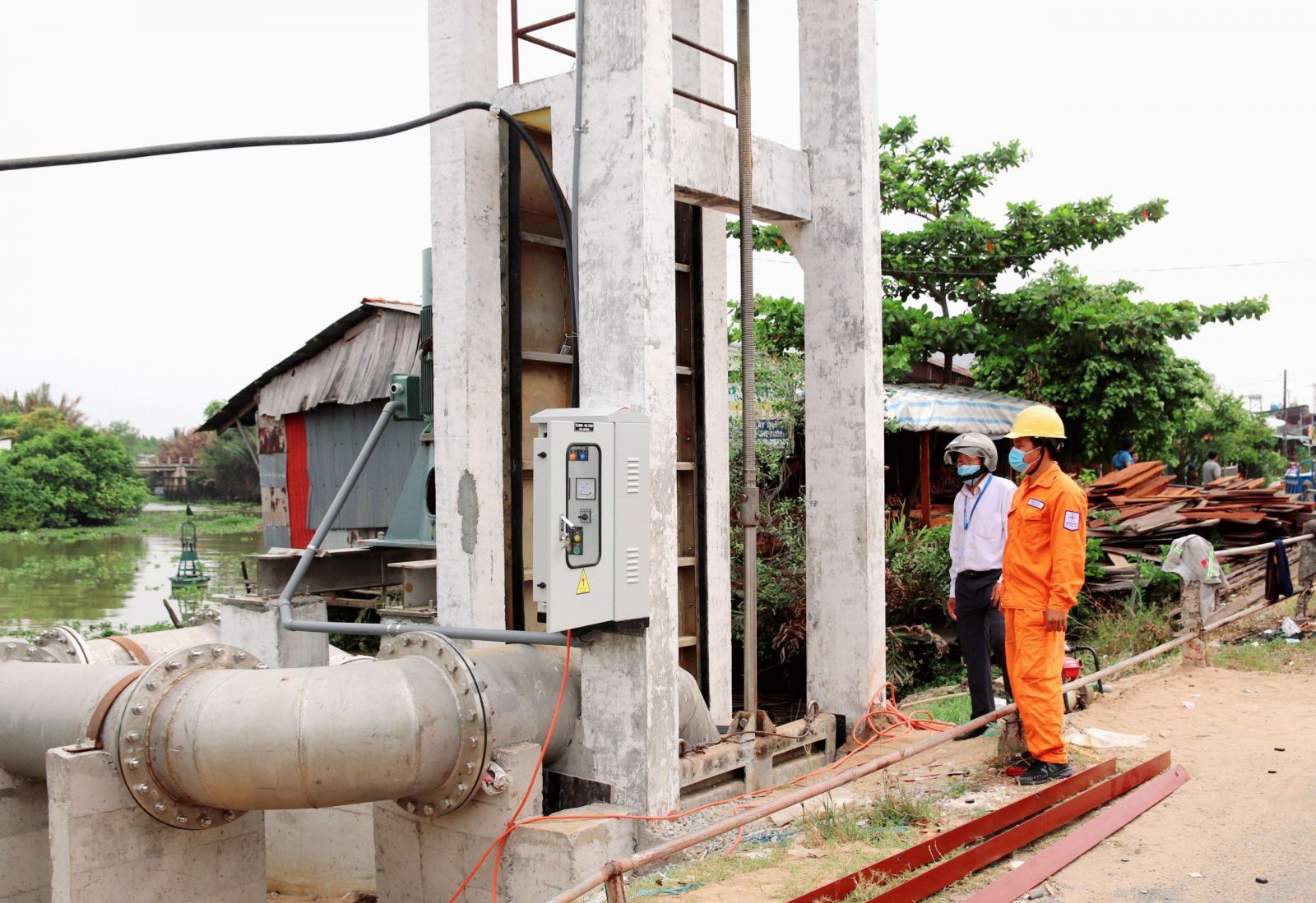 Bảo đảm cung cấp điện trong mùa khô