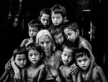 Vietnamese photographer wins award at international contest