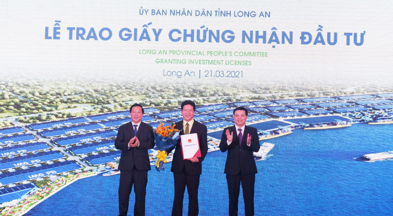 Thủ tướng Chính phủ dự lễ khánh thành Khu công nghiệp cầu cảng Phước Đông