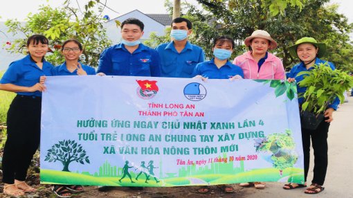 Nữ cán bộ Đoàn duy nhất của Long An nhận giải thưởng Lý Tự Trọng năm 2021