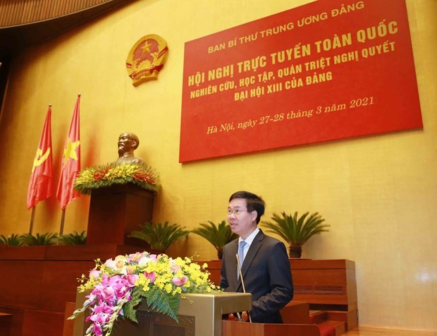 National conference popularising resolution of 13th National Party Congress Vo Van Thuong, Poliburo member and Standing member of the Party Central Committee’s Secretariat, addresses the event. (Photo: VNA)