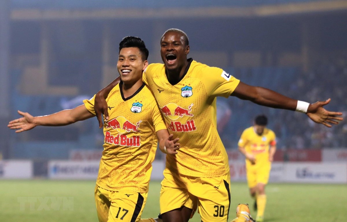 Vòng 6 V-League 2021: Kịch tính cuộc đua tranh vị trí số 1