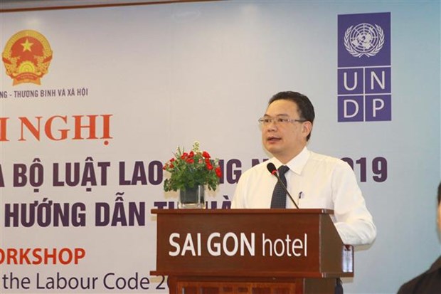 A meeting was held in Ho Chi Minh City on April 15 and 16 to discuss the implementation of new content in the 2019 Labour Code and documents guiding its enforcement.