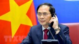 Việt Nam ưu tiên giữ gìn, phát triển quan hệ với Trung Quốc