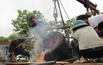 Around 300-kg bronze drum being made to mark national elections