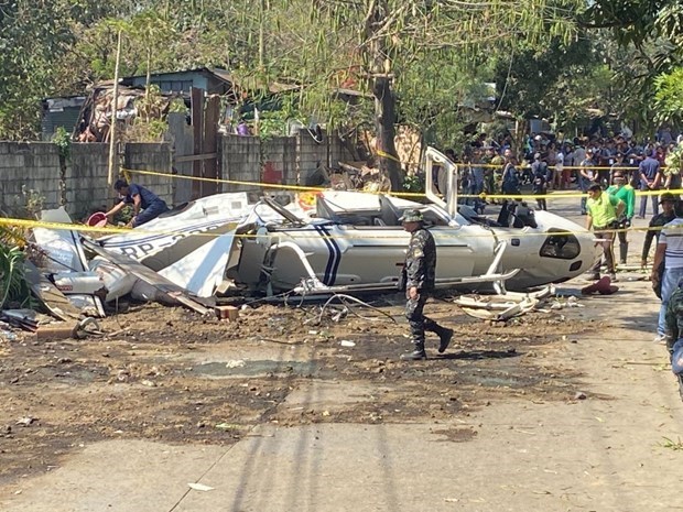 One dead, three injured in helicopter crash in central Philippines The scene of a helicopter crash in the Philippines (Photo: AP)
