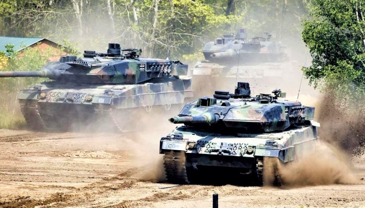 Xe tăng chạy điện - viễn tưởng hay thực tế? Quân đội được kết luận là nhân tố tạo khí nhà kính lớn nhất thế giới; Nguồn: naukatehnika.com
