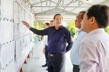 Phó Chủ tịch UBND tỉnh – Nguyễn Minh Lâm kiểm tra công tác chuẩn bị bầu cử tại huyện Tân Thạnh