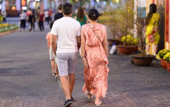 Vợ hiền đột nhiên biến thành "bà chằn lửa", tại ai? Vợ hiền đột nhiên biến thành "bà chằn lửa", tại ai?