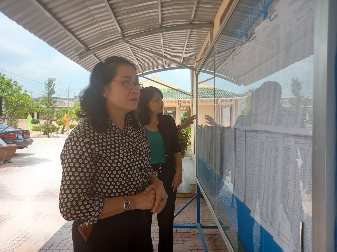 Để bầu cử thực sự trở thành ngày hội của toàn dân Niêm yết danh sách cử tri theo đúng quy định