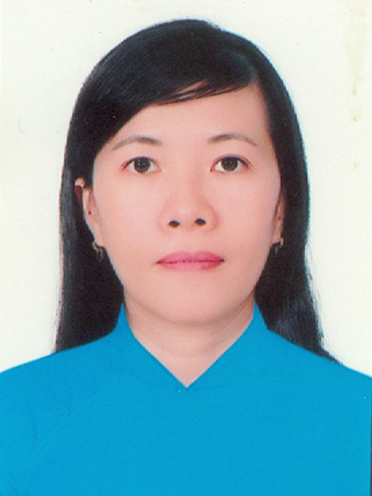 Bà Nguyễn Thị kiều Oanh (Bình)