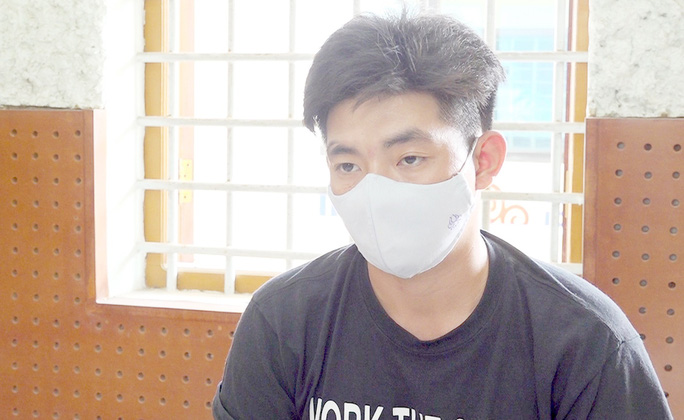 Đâm bạn gái tại đám cưới vì bị dừng hát karaoke Nguyễn Phong Phát tại Cơ quan CSĐT. Ảnh: T.Tầm