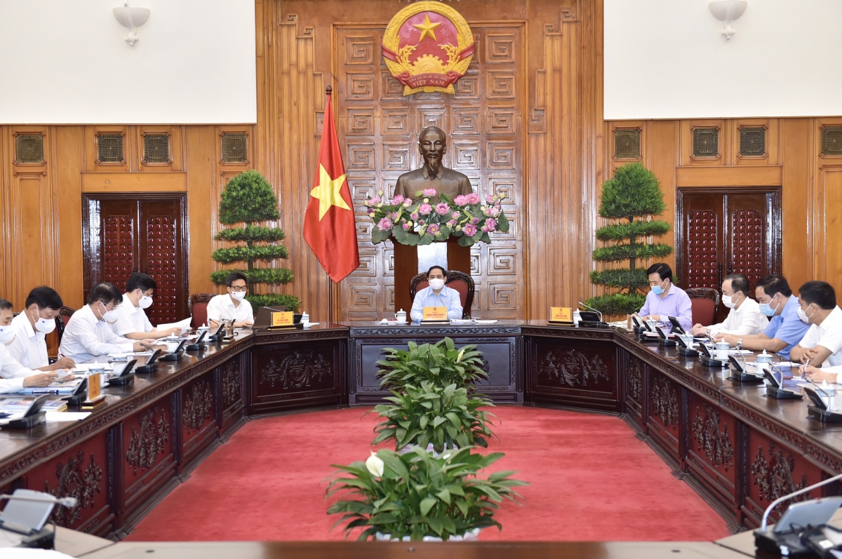 Thủ tướng Phạm Minh Chính: "Thực hiện chiến lược vaccine phòng, chống COVID-19" Thủ tướng Chính phủ Phạm Minh Chính làm việc với Bộ Y tế