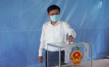 Phó Bí thư Thường trực Tỉnh ủy – Nguyễn Thanh Hải bỏ phiếu bầu cử tại phường Tân Khánh