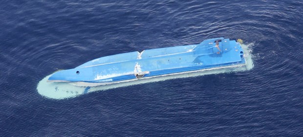 Tàu cá Nhật Bản bị chìm sau vụ va chạm. (Nguồn: Kyodo)