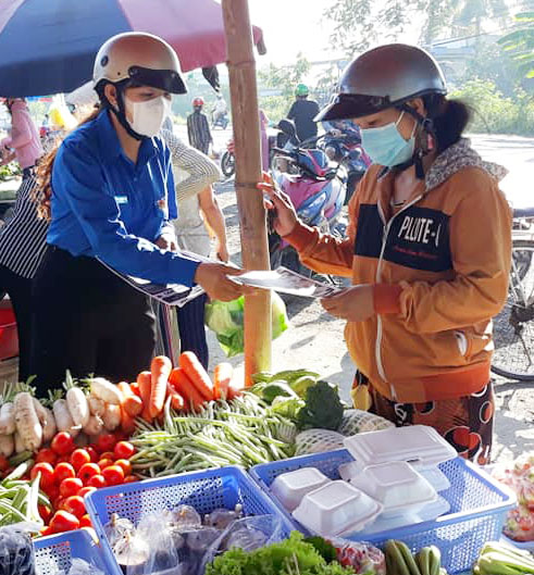 Tuyên truyền lưu động về phòng, chống dịch Covid-19