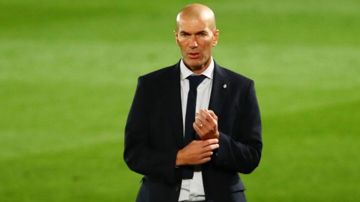 HLV Zidane lần thứ 2 từ chức vị trí HLV trưởng Real Madrid. (Ảnh: Getty).