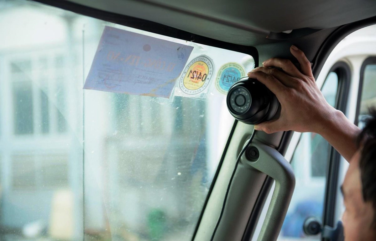 Bộ GTVT kiến nghị lùi thời hạn xử phạt xe ôtô chưa lắp camera