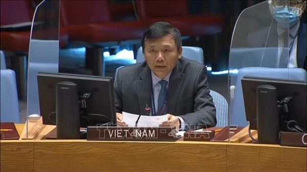 Vietnam votes for UN resolution calling for ending US embargo against Cuba Ambassador Dang Dinh Quy, Permanent Representative of Vietnam to the UN (Photo: VNA)