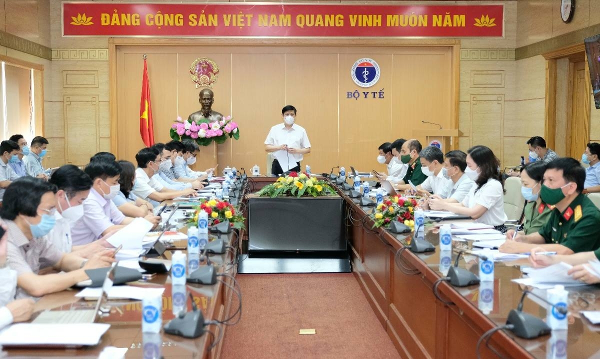 Việt Nam sẽ tiếp nhận từ 8-10 triệu liều vaccine trong tháng 7