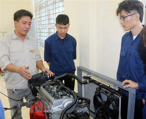 Tập trung tăng cường phát triển nguồn nhân lực có kỹ năng nghề