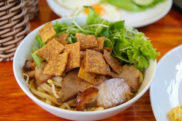 Cao lau (Photo courtesy of Rough Guide)