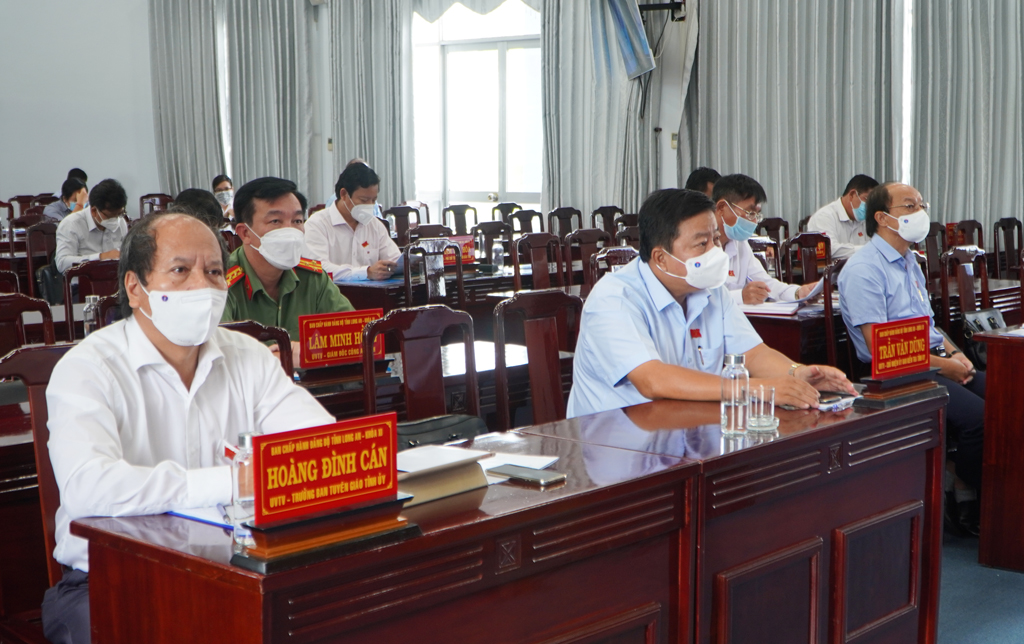 Ưu tiên nhiệm vụ phòng, chống dịch Covid-19, thực hiện tốt “mục tiêu kép” theo chỉ đạo của Chính phủ