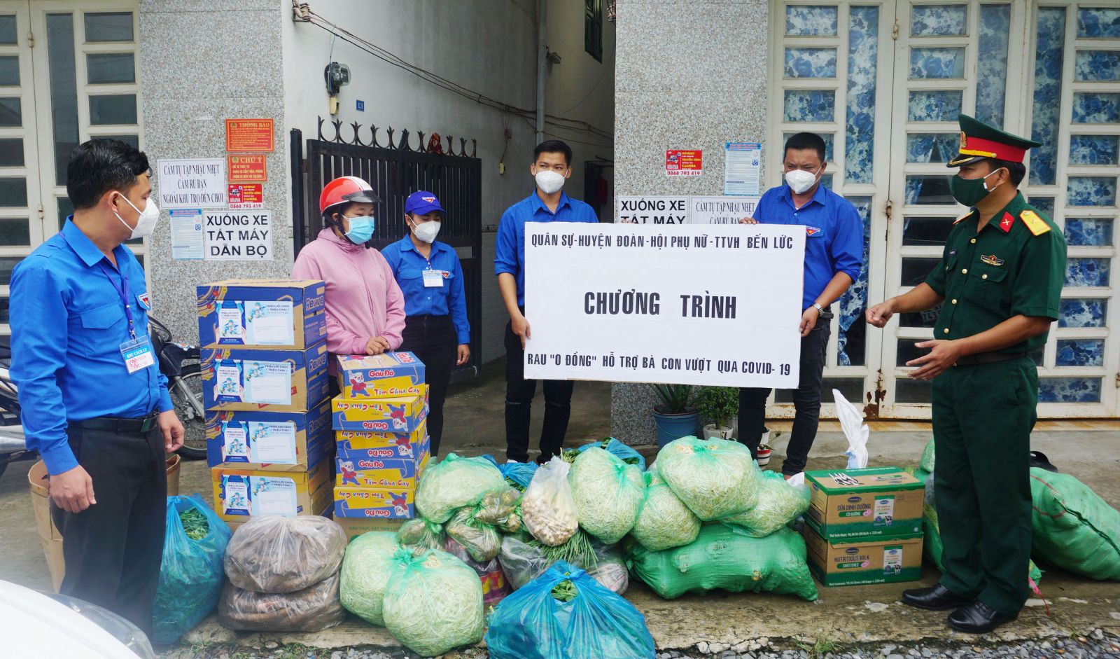Bến Lức, Cần Đước: “Rau 0 đồng” hỗ trợ mùa dịch