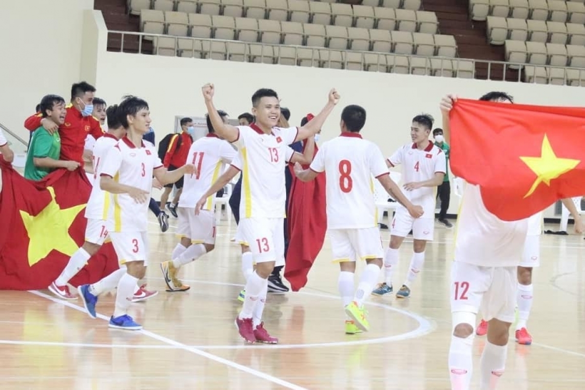 ĐT Futsal Việt Nam sẽ được đăng ký 16 cầu thủ dự Futsal World Cup 2021. (Ảnh: VFF). 