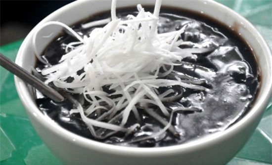 Chè mè đen thơm ngon, bổ dưỡng (Ảnh: Khỏe và Đẹp)