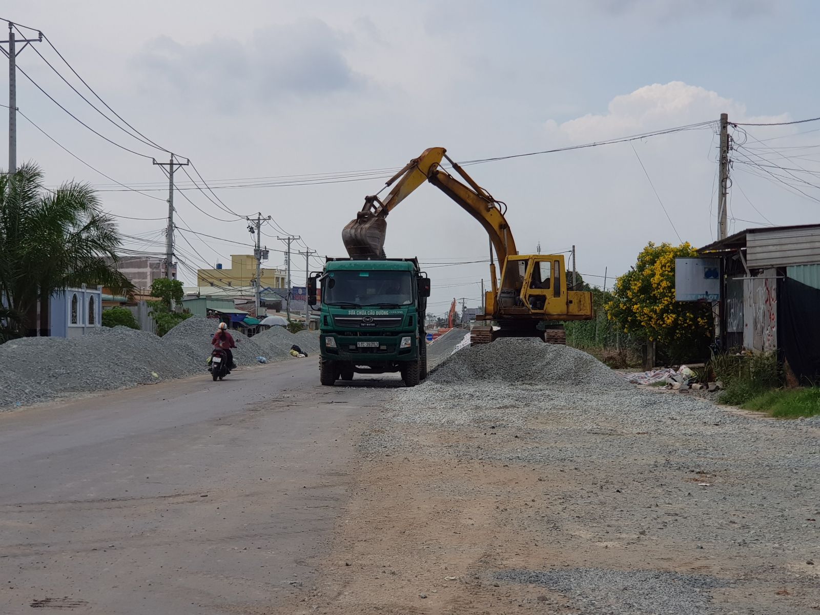 Tập trung tháo gỡ khó khăn, vướng mắc trong giải phóng mặt bằng