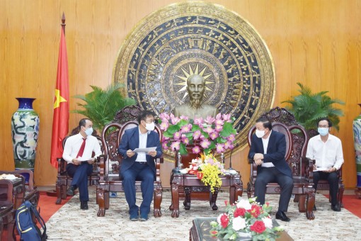 Cống hiến thầm lặng của “cầu nối” ngoại giao Cống hiến thầm lặng của “cầu nối” ngoại giao