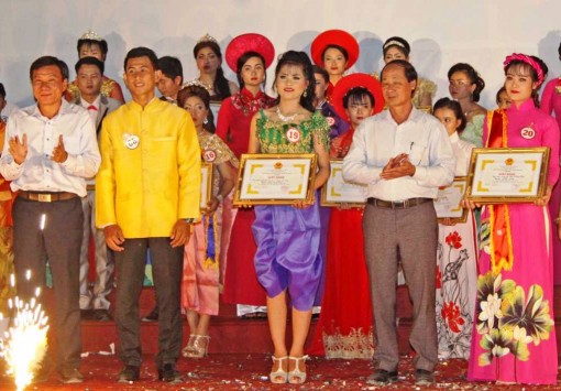 Hẹn nhau ngày hết dịch Hẹn nhau ngày hết dịch