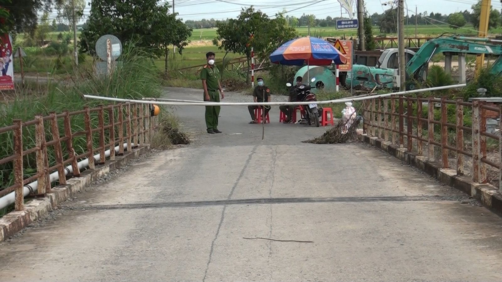 5 người trong gia đình dương tính với SARS-CoV-2