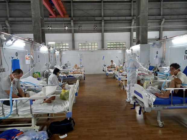 Trung tâm Hồi sức Tích cực COVID-19 do Bệnh viện Bạch Mai phụ trách tại Bệnh viện Dã chiến 16 (đường Đào Trí, Quận 7, TP.HCM). (Ảnh: PV/Vietnam+)