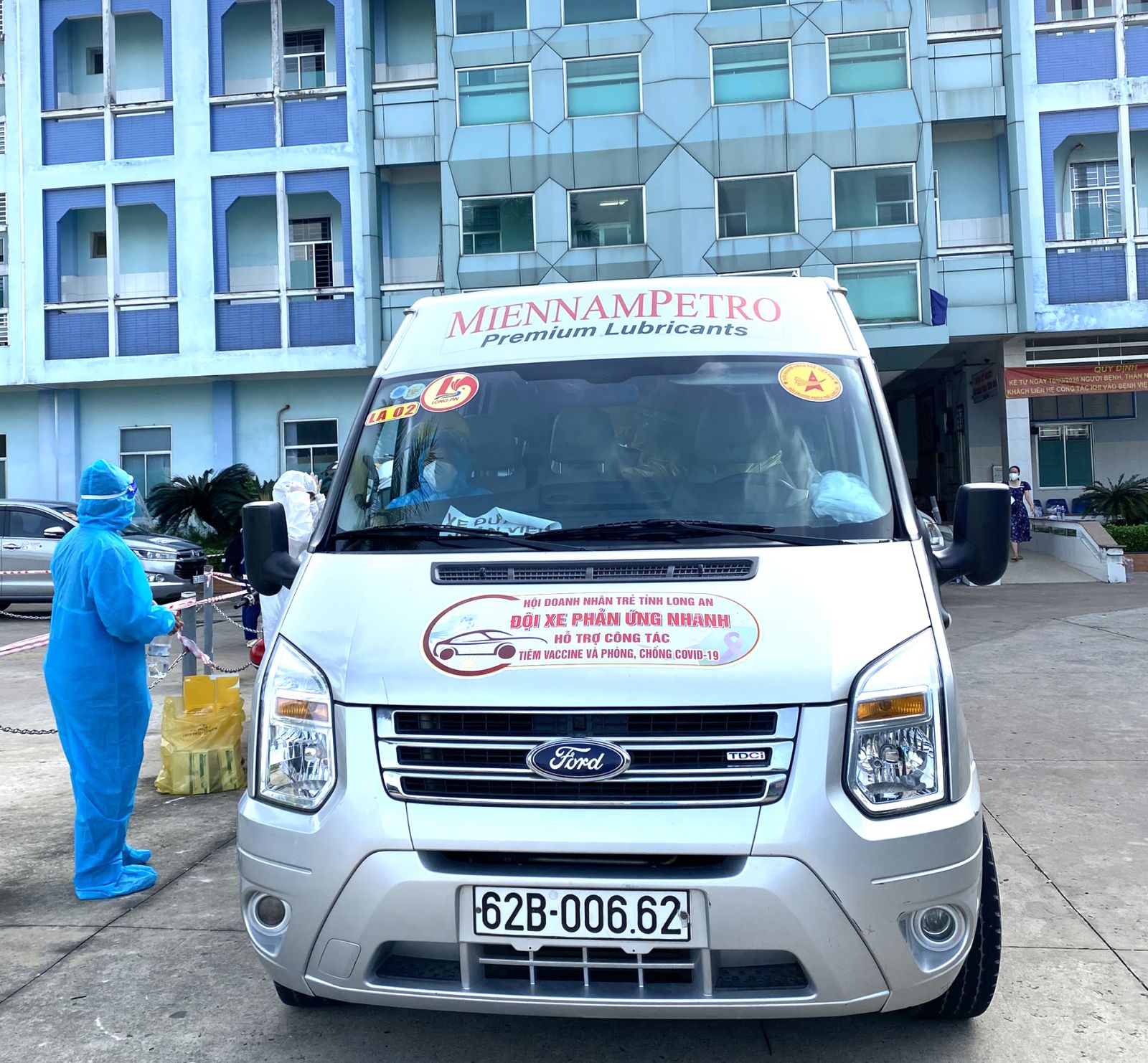 Doanh nghiệp đồng hành trong công tác phòng, chống dịch Covid-19