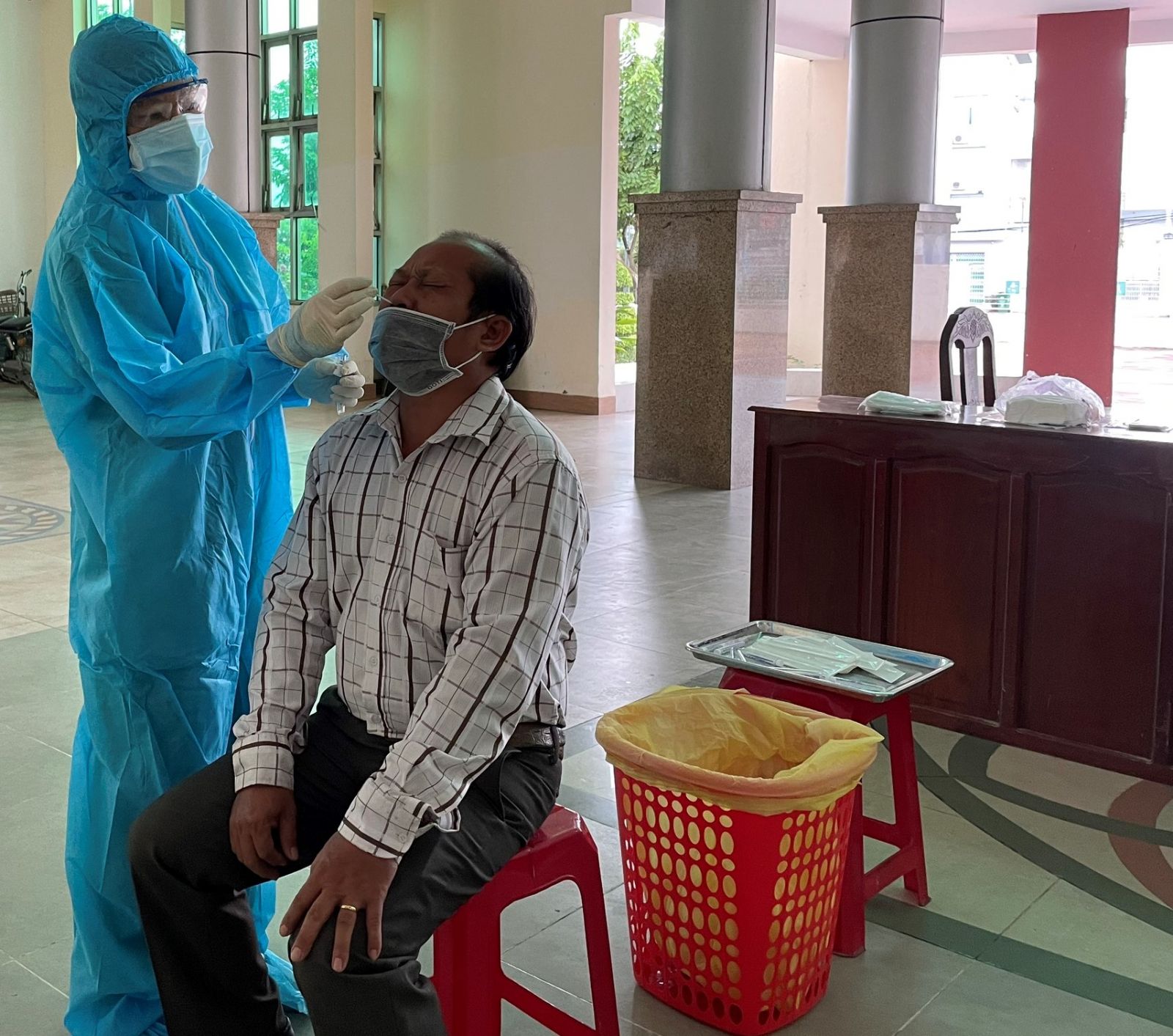 Huyện Đức Hòa: Tổ chức xét nghiệm sàng lọc SARS-CoV-2 cho khoảng 350.000 người dân