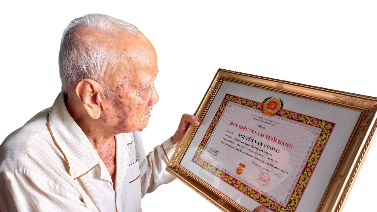 Nối tiếp truyền thống cách mạng